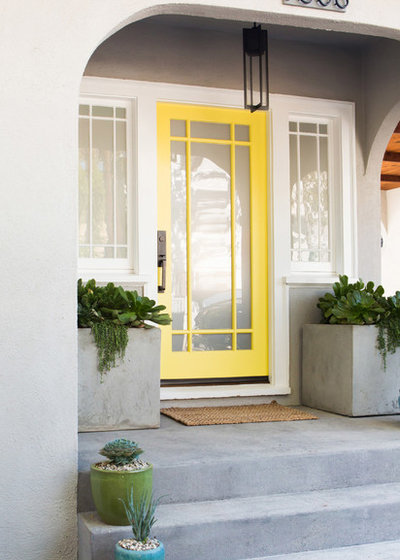 Transitional Entrance by AO Design Studio
