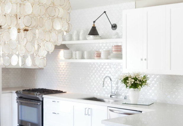 Inspiration: sådan arrangerer du åbne hylder i køkkenet