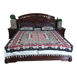 Mogul Interior - Indian Bedding Bedspread Cotton Home Furnishing Bedcover 2 Pillow Covers - Authentic hand block printed, hand loomed cotton bedspreads.Variation and color runs are an inherent part of the hand crafting process.