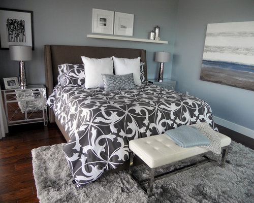 Medium Sized Master Bedroom Design Ideas, Renovations & Photos