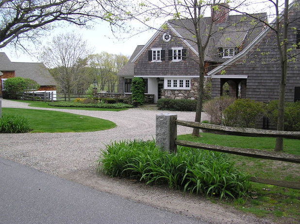Farmhouse Exterior by Woodburn & Company Landscape Architecture, LLC