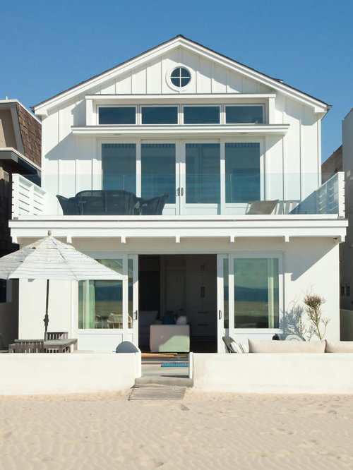 Coastal Exterior Design Ideas, Renovations & Photos