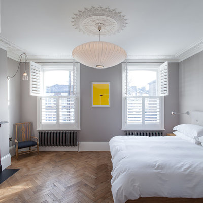 Contemporary Bedroom by Mailen Design