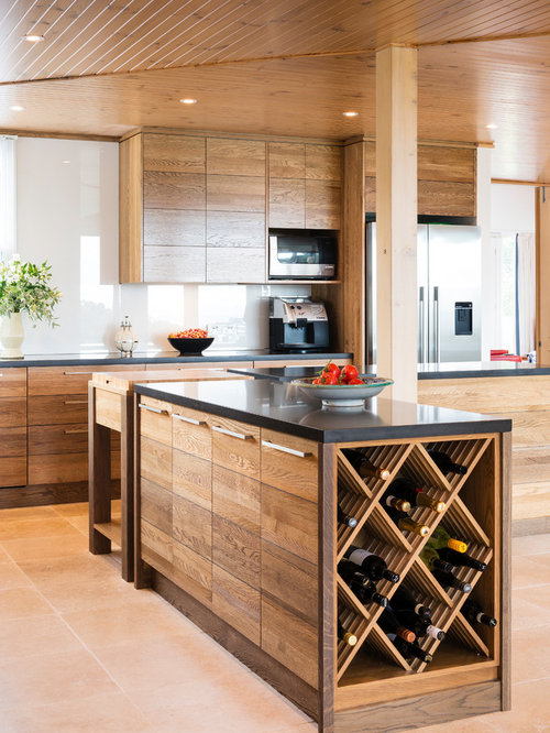 Kitchen Design Ideas & Remodel Pictures with TerraCotta Floors Houzz