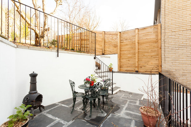 Contemporary Patio by Chris Snook