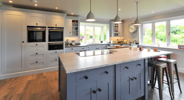 Contemporary Kitchen by Dovetail Workers in Wood ltd