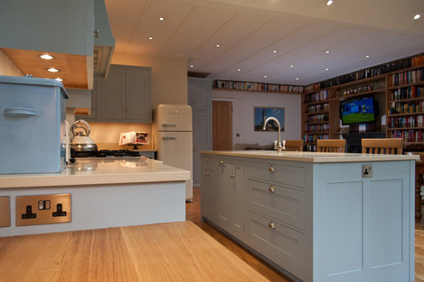 Traditional Kitchen by Andy Stone Bespoke Interiors