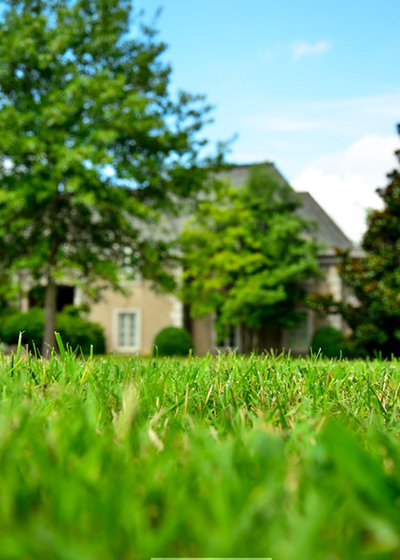 Farmhouse Landscape by GreenPal Lawn Care