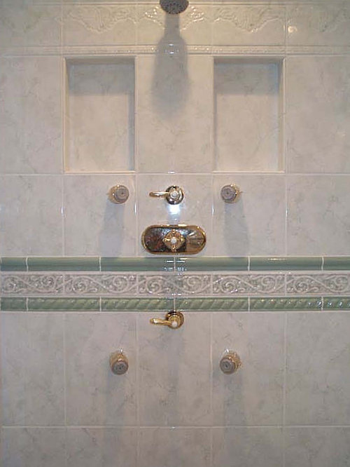 Traditional Small Bathroom Bathroom Design Ideas, Remodels & Photos