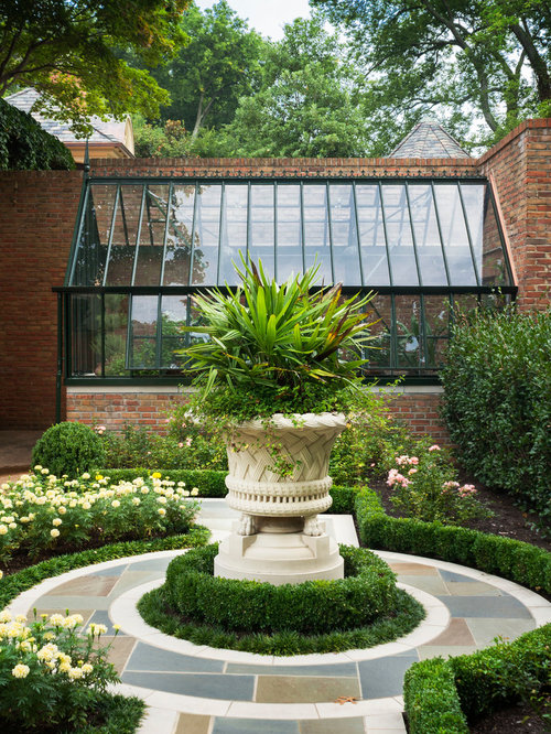 Courtyard Formal Garden Design Ideas, Renovations & Photos
