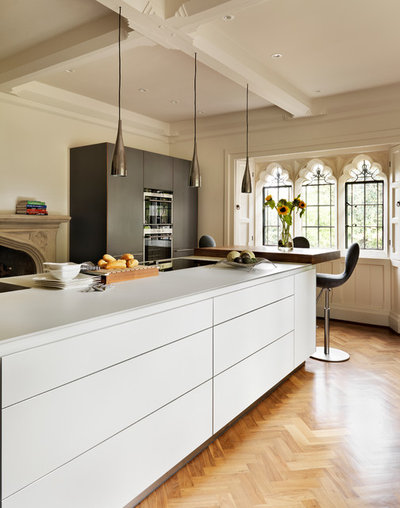 Contemporary Kitchen by bulthaup by Kitchen Architecture