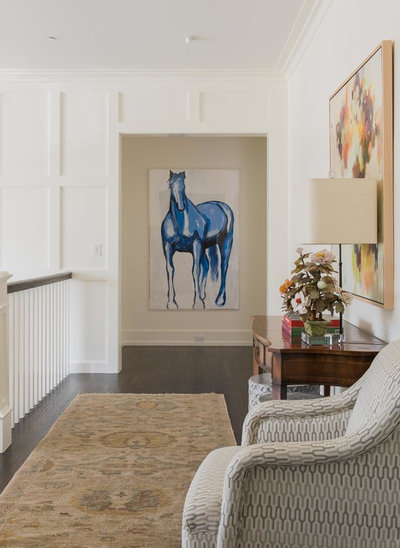 Transitional Hallway & Landing by L. Lumpkins Architect, Inc.