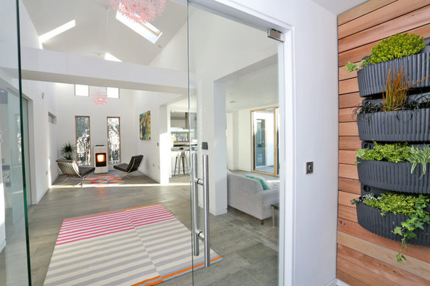 Contemporary Entrance by build different