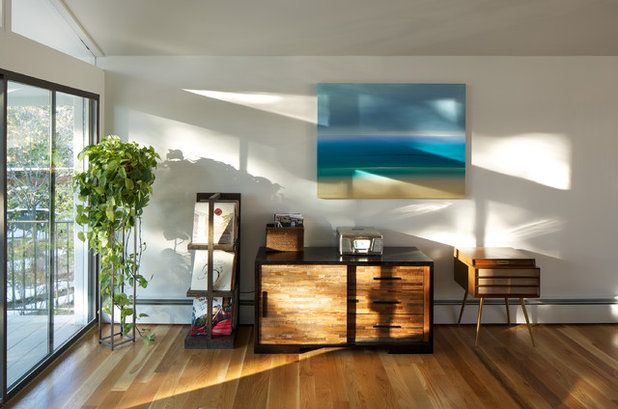 Midcentury Living Room by Design Platform