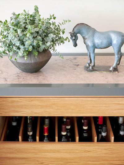 Transitional  by Susan Venn Design