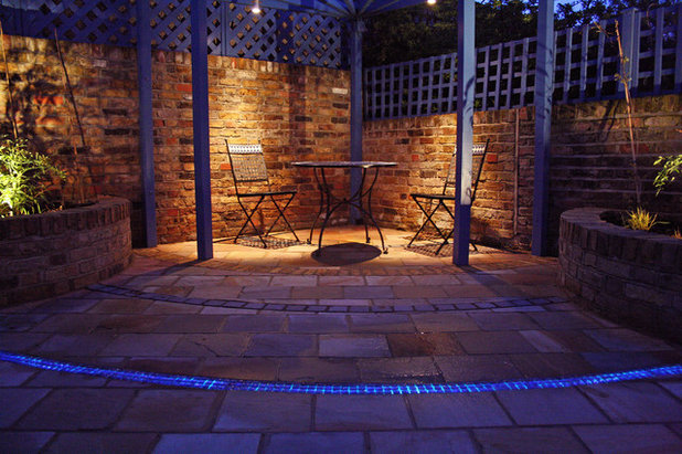 Contemporary Patio by Caro Garden Design