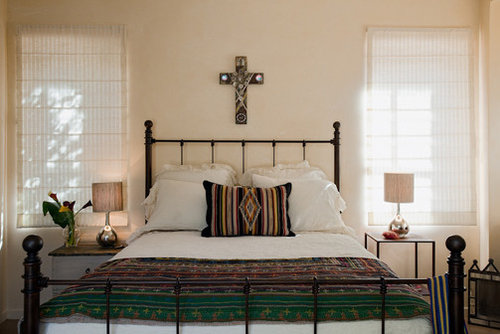 Santa Fe Style Bedroom Design Ideas, Remodels &amp; Photos Houzz