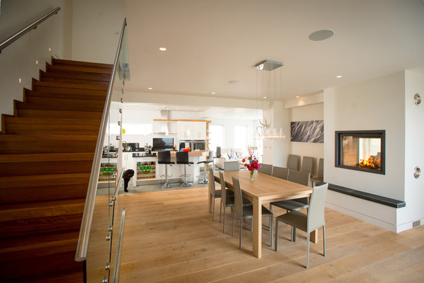 Coastal Living Room by The Bazeley Partnership