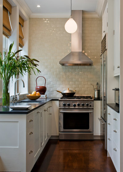Transitional Kitchen by Kevin Dakan Architect