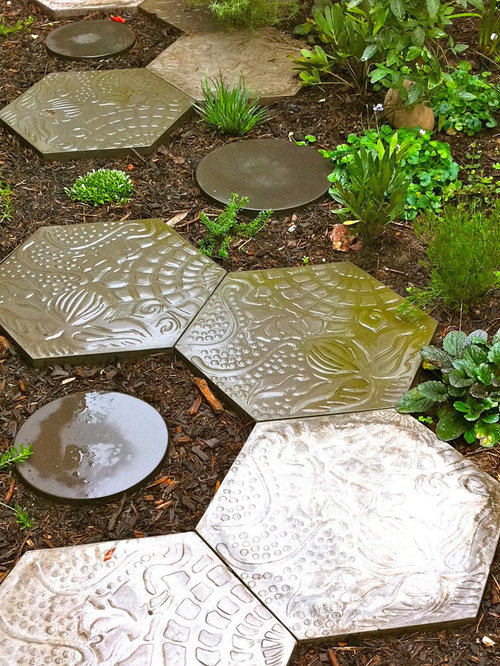 Eclectic Hexagonal Tile Garden Design Ideas, Renovations &amp; Photos