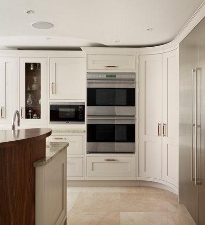 Contemporary Kitchen by Davonport