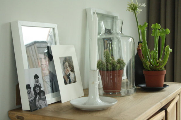Contemporary Family & Games Room by Holly Marder