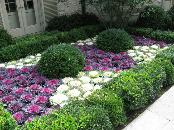 Traditional Landscape by Rocco Fiore & Sons, Inc
