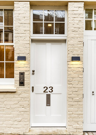 Transitional Entrance by Westgreen Studio