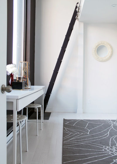 Contemporary  by Laura Garner