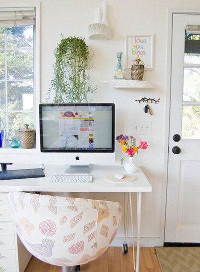 Farmhouse Home Office by Going Home To Roost