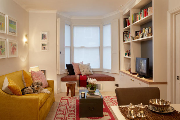 Transitional Living Room by Naomi Astley Clarke