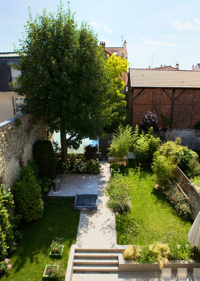 Contemporary Garden by GARDEN TROTTER