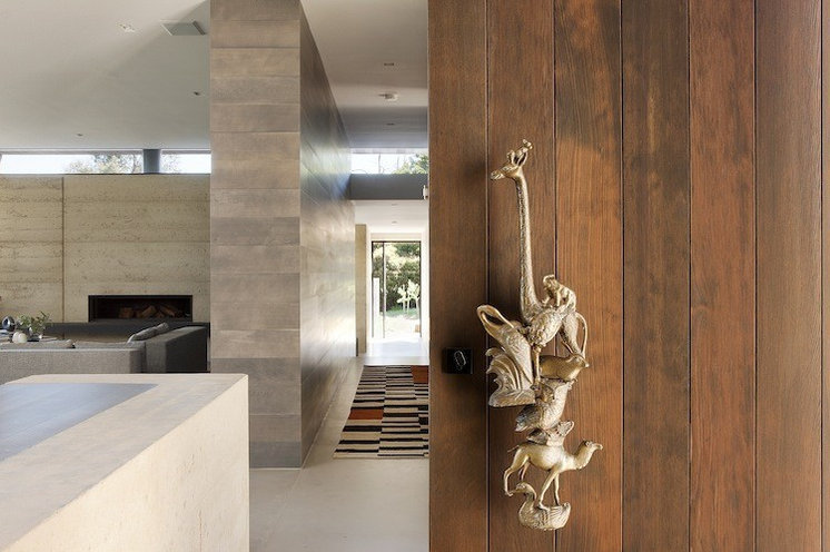 Contemporary Entry by Robson Rak Architects Pty Ltd