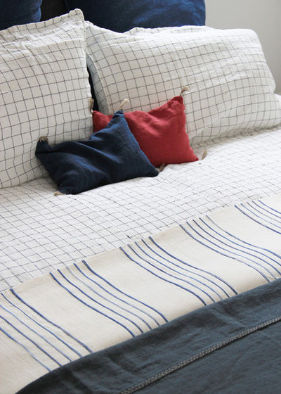 Modern  by A+B KASHA Designs