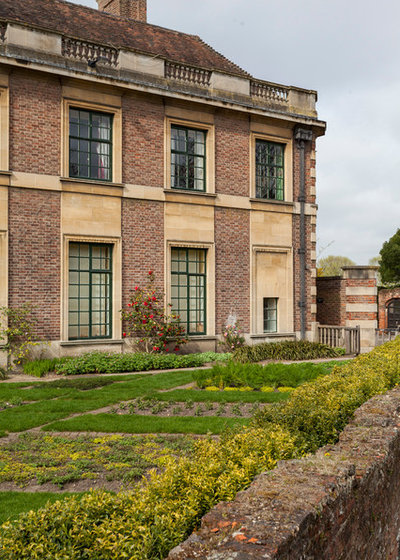 Victorian Exterior by Chris Snook