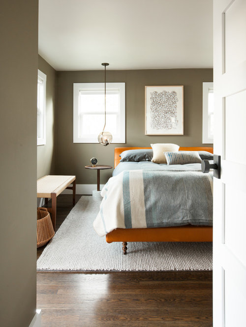Medium Sized Bedroom Design Ideas, Renovations & Photos with Grey Walls