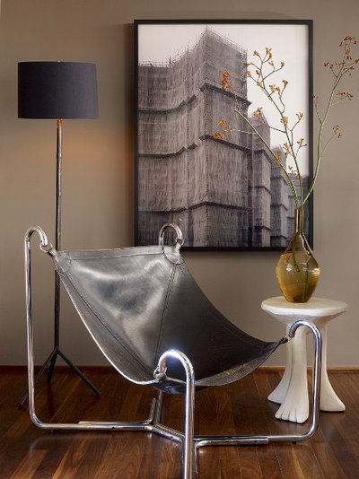 Contemporary Living Room by Mark English Architects, AIA