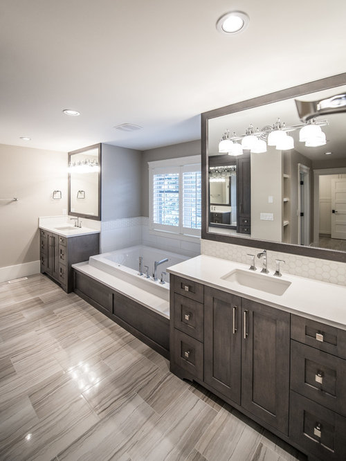Calgary Bathroom Design Ideas, Renovations amp; Photos with a Onepiece 