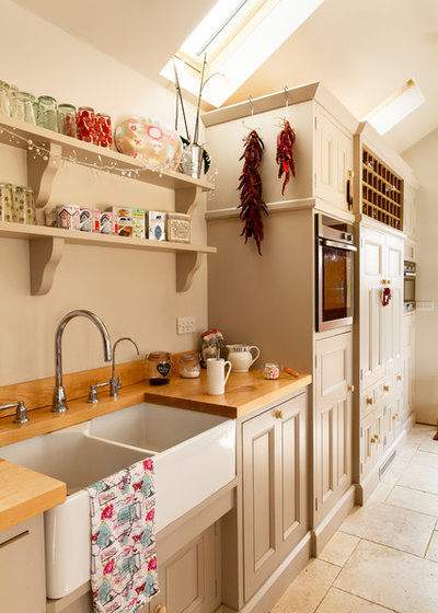 Country Kitchen by Hill Farm Furniture Ltd