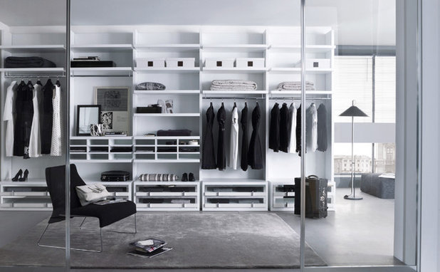 Contemporary Wardrobe by MisuraEmme Interiors UK