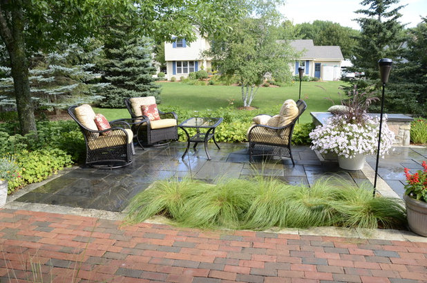 Eclectic  by La Rosa Landscape Company