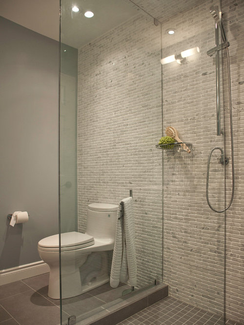 Duschbäder mit Mosaikfliesen: Ideen für die Badgestaltung