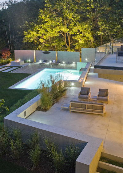 Contemporary Pool by Wagner Hodgson