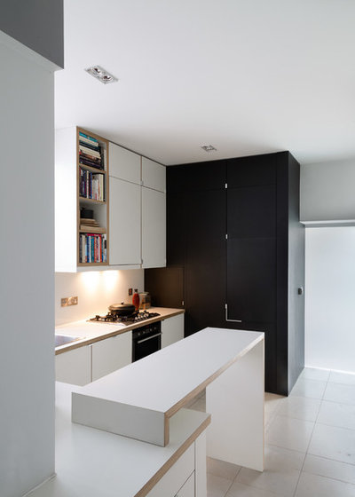 Contemporary Kitchen by Francesco Pierazzi Architects