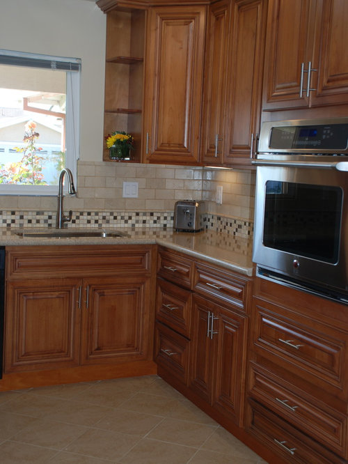 Budget Kitchen Design Ideas, Renovations & Photos with a Triple-bowl ...