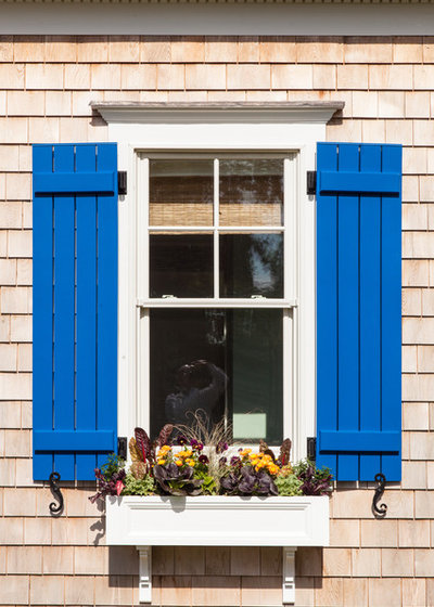 Coastal Garden by Pastiche of Cape Cod, Inc.