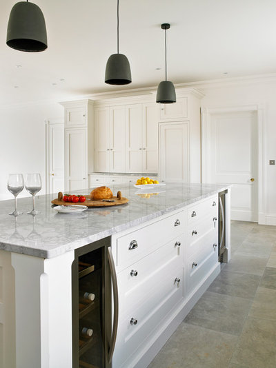 Contemporary Kitchen by Brayer Design
