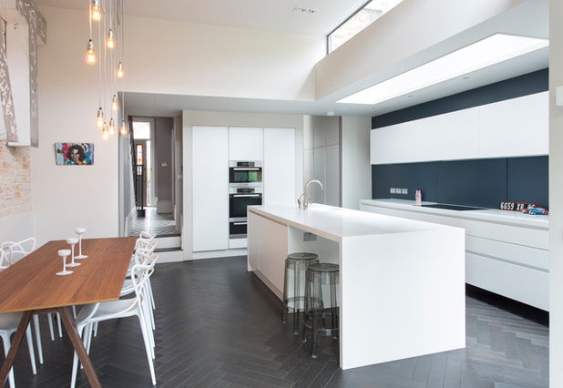 Contemporary Kitchen by frenchStef Interior Design