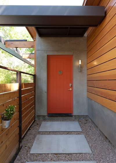 Contemporary Entry by Rick & Cindy Black Architects