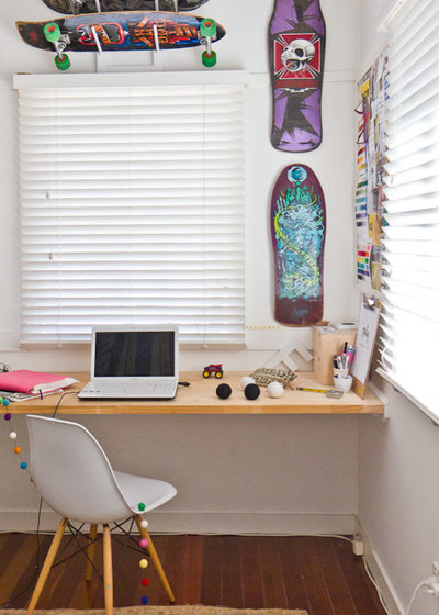 Coastal Home Office & Library by Walk Among The Homes